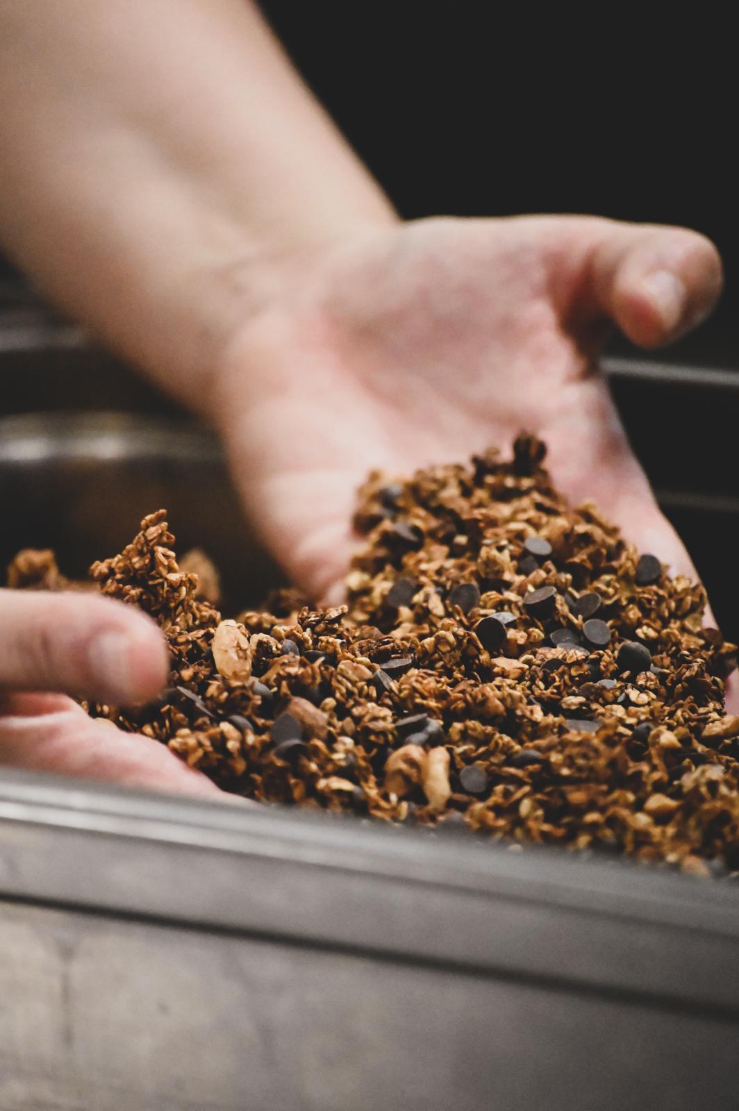 Granola chocolat et cacahuètes